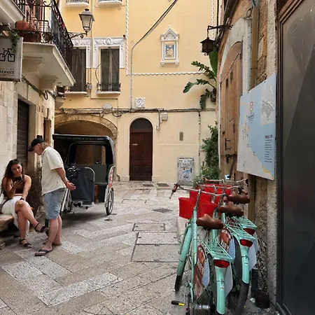 Mercantile * Bari
