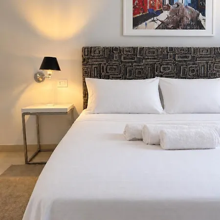 Mercantile 84 Apartment *